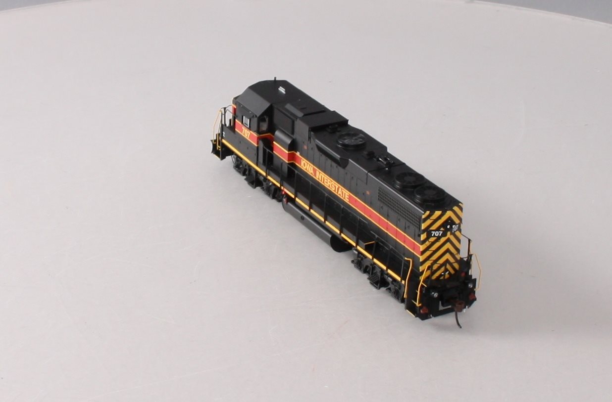Athearn G40837 HO Iowa Interstate GP38-2 Phase I Diesel Locomotive #707 LN/Box