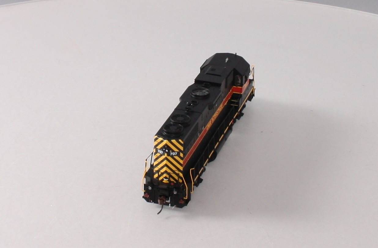 Athearn G40837 HO Iowa Interstate GP38-2 Phase I Diesel Locomotive #707 LN/Box