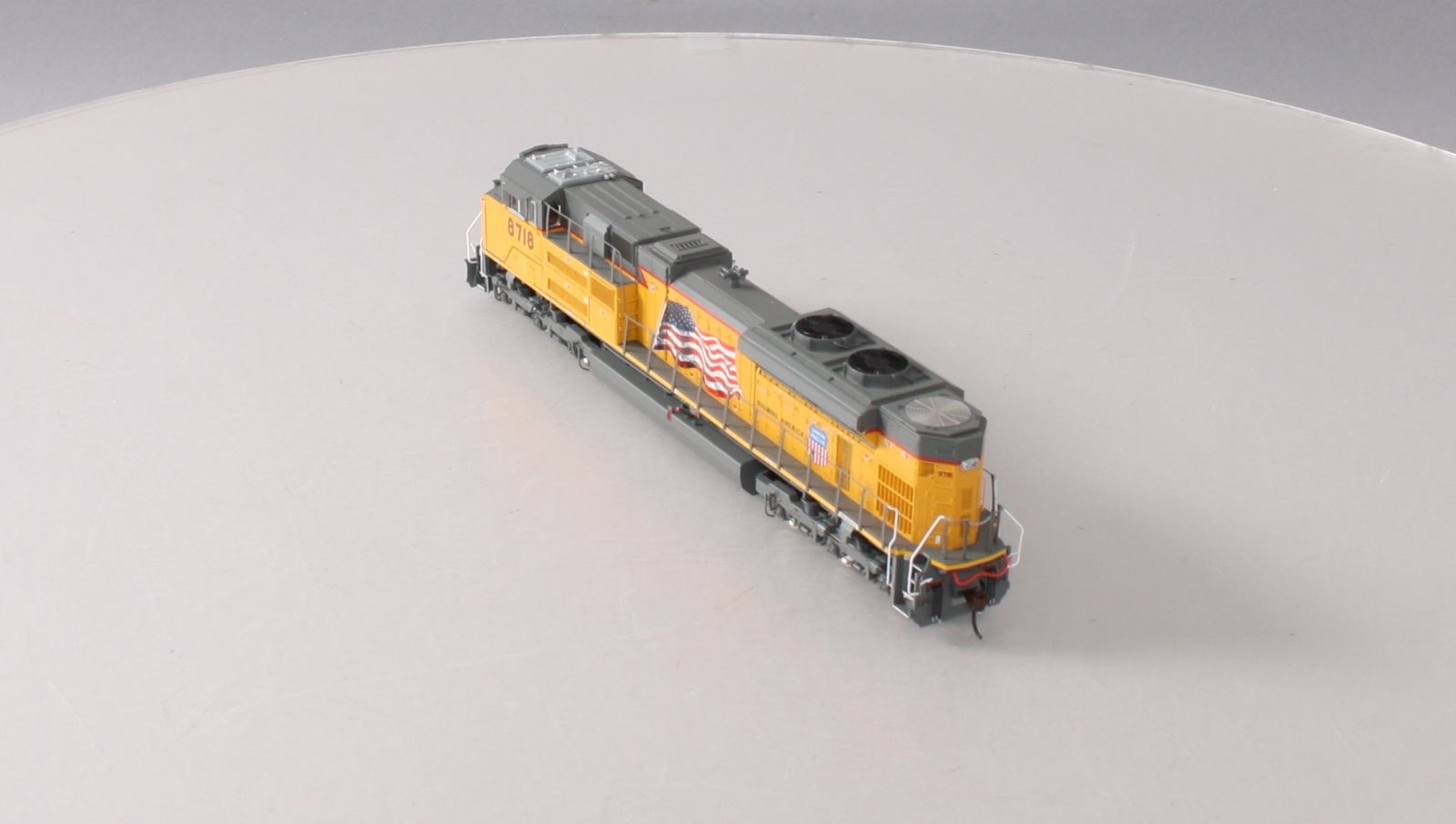 Athearn G68811 HO Union Pacific SD70ACe Diesel Locomotive w/DCC & Sound #8718
