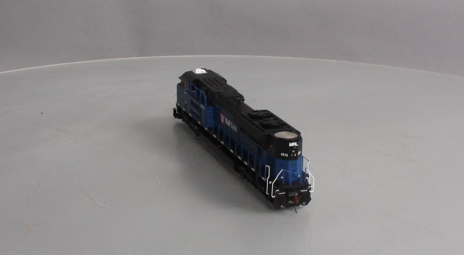 Athearn G68843 HO Montana Rail Link SD70ACe Diesel #4312 w/ Sound & DCC