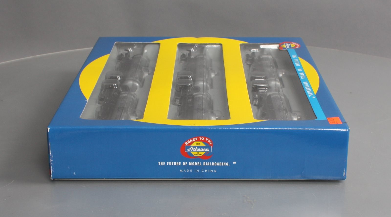Athearn 73211 HO Scale Shell Chemical Company Single Dome Tank Car (Set of 6)