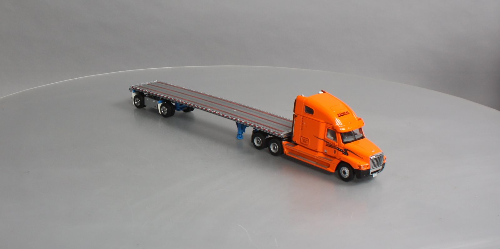 Sword Models SW3002-SCH 1:50 Schneider Tractor w/East 48' Flat Bed Trailer