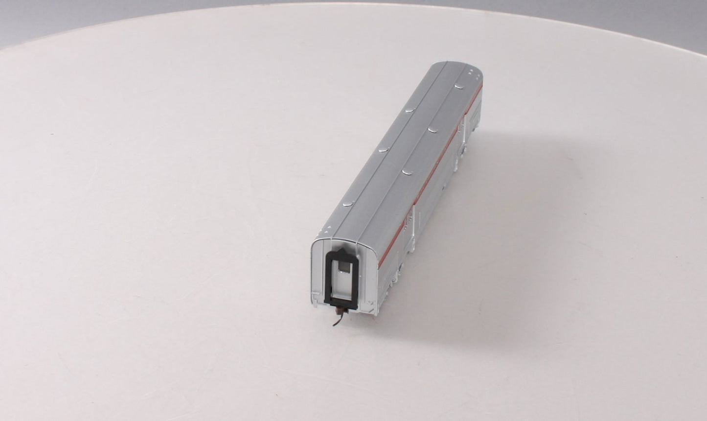 Walthers 932-6413 HO Scale Southern Pacific 73' Budd Baggage Car LN/Box