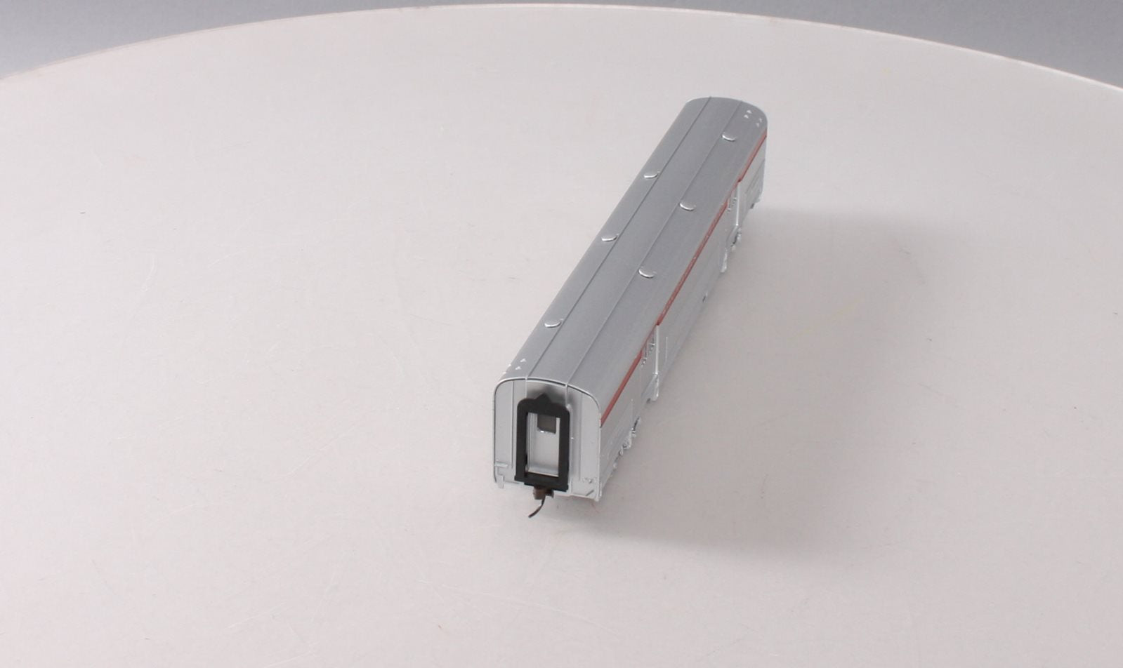 Walthers 932-6413 HO Scale Southern Pacific 73' Budd Baggage Car LN/Box