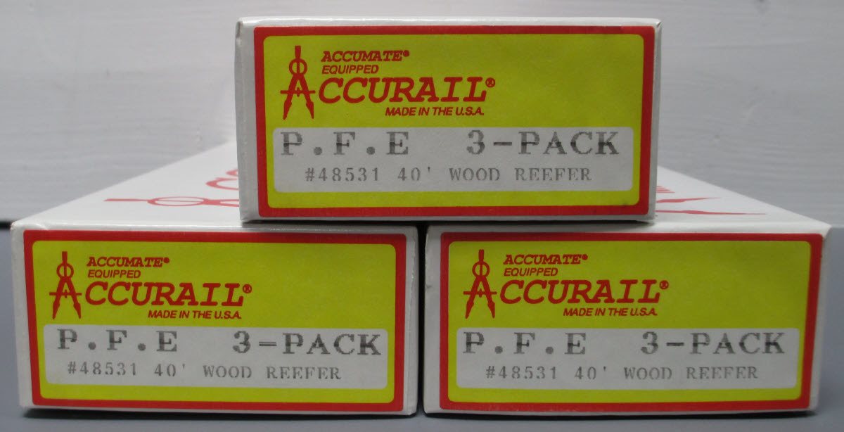 Accurail 48531 HO Scale PFE 40' Wood Reefer Box Car Kit 3-Pk
