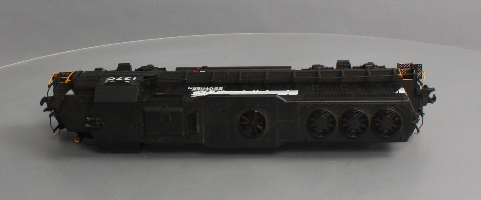 MTH 20-2372-3 Norfolk Southern Non-Powered GP-40 Diesel Engine #1370 LN/Box