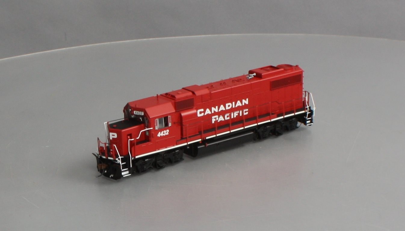 Athearn G65682 HO Scale Canadian Pacific GP38-2 Diesel Locomotive #4432