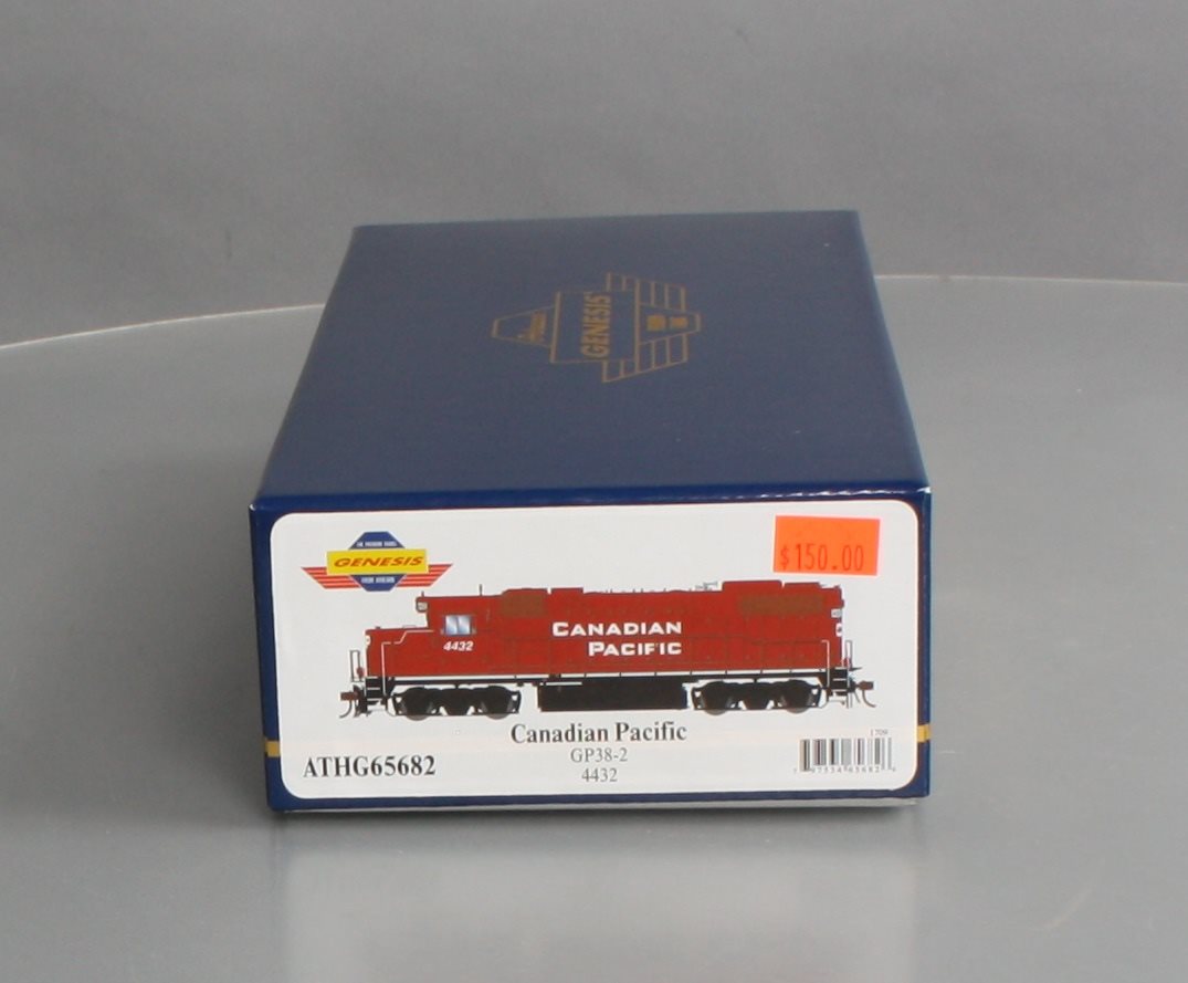Athearn G65682 HO Scale Canadian Pacific GP38-2 Diesel Locomotive