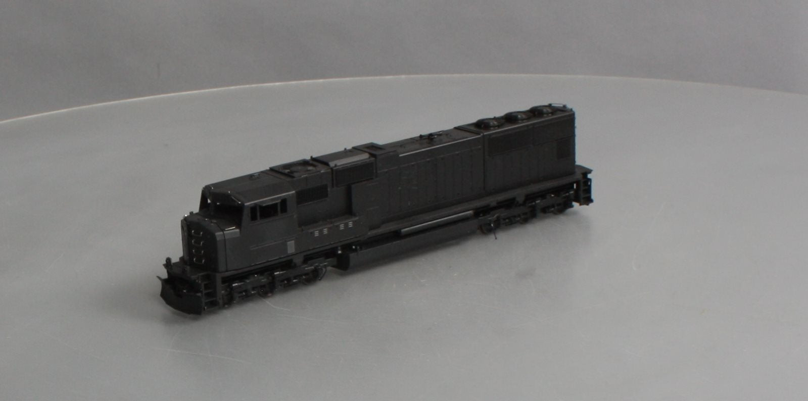 Athearn G6020 HO Scale Undecorated SD70I Diesel Locomotive LN/Box