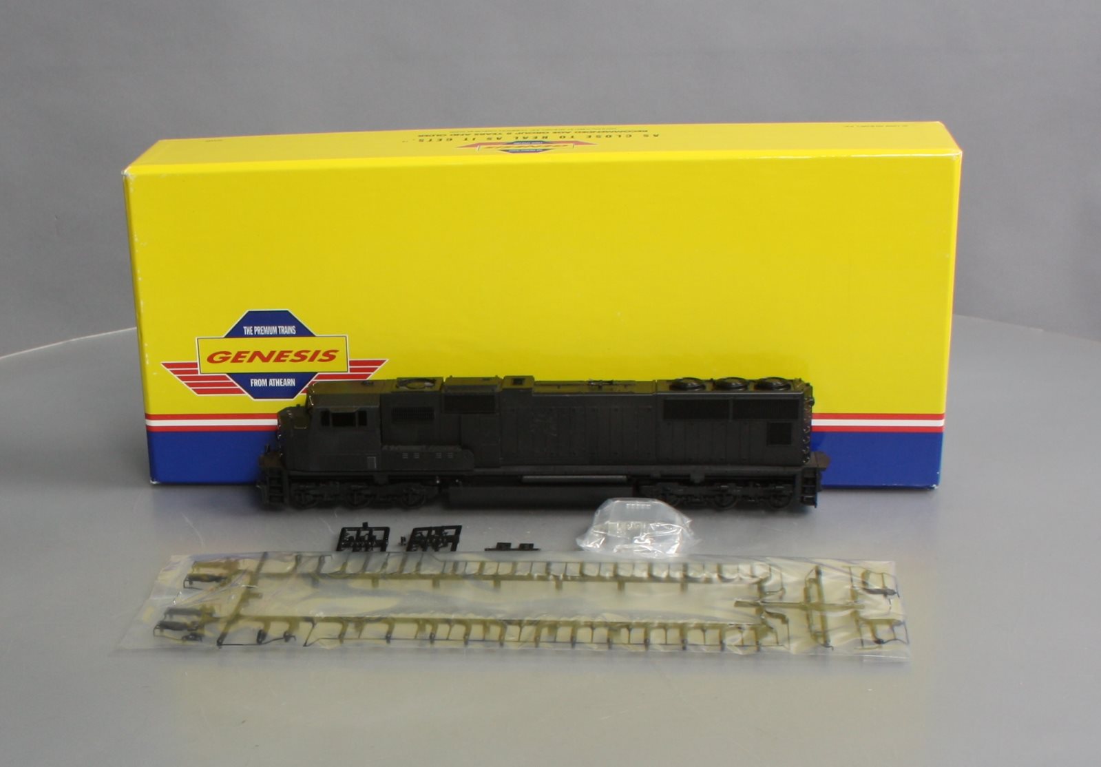 Athearn G6020 HO Scale Undecorated SD70I Diesel Locomotive LN/Box