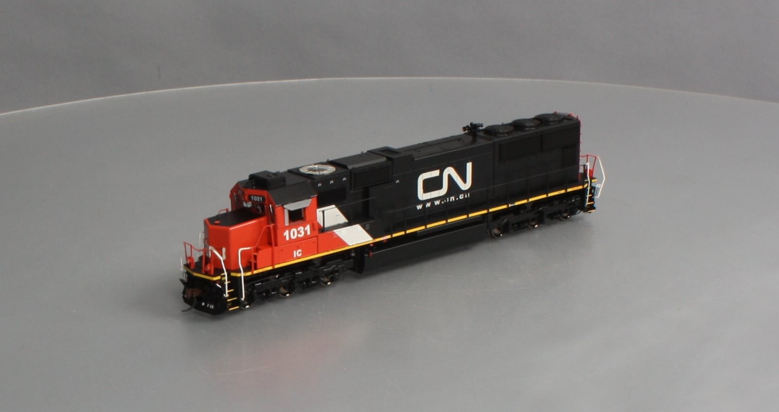 Athearn G70514 HO Scale Canadian National SD70 Diesel Locomotive #1031