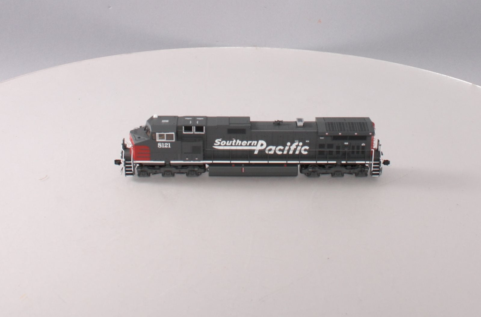 MTH 80-2307-1 HO Southern Pacific Dash-9 Diesel Engine with Proto-Sound 3 #8121