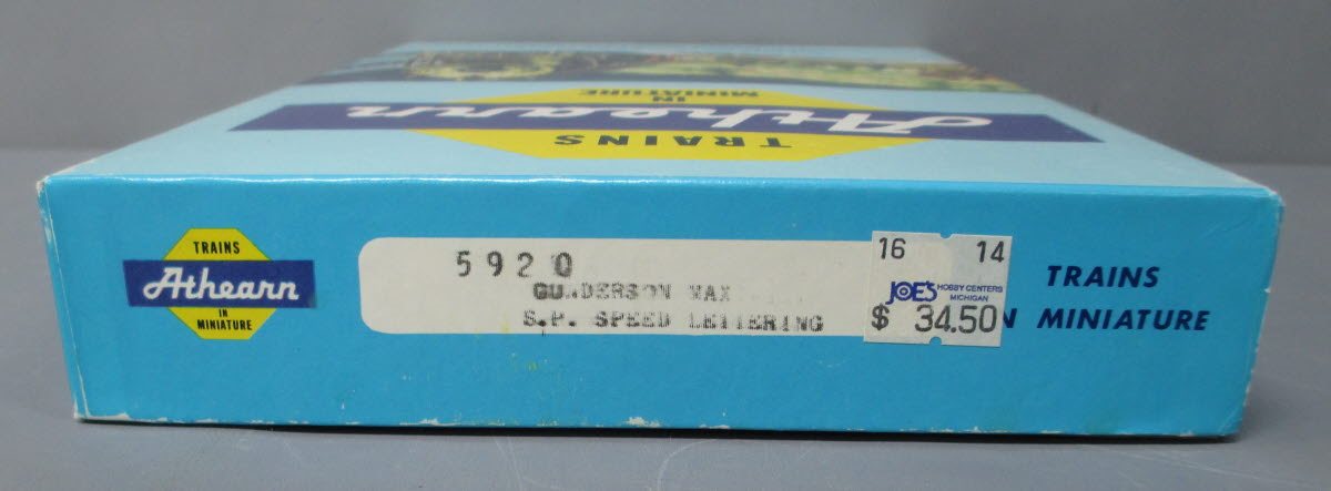 Athearn 5920 HO Southern Pacific Gunderson Maxi III Well Car Kit (Set of 5)