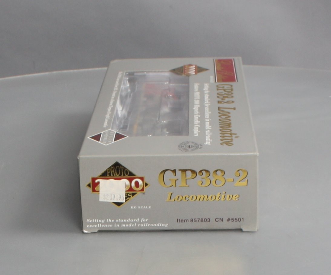 Proto 2000 857803 HO Scale Canadian National GP38-2 Diesel Locomotive #5501 LN/Box
