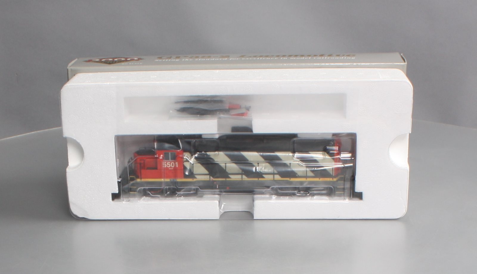 Proto 2000 857803 HO Scale Canadian National GP38-2 Diesel Locomotive #5501 LN/Box