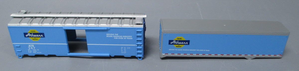 Athearn 2300 HO Special Edition Boxcar w/Tractor Trailer Kit (Set of 3)