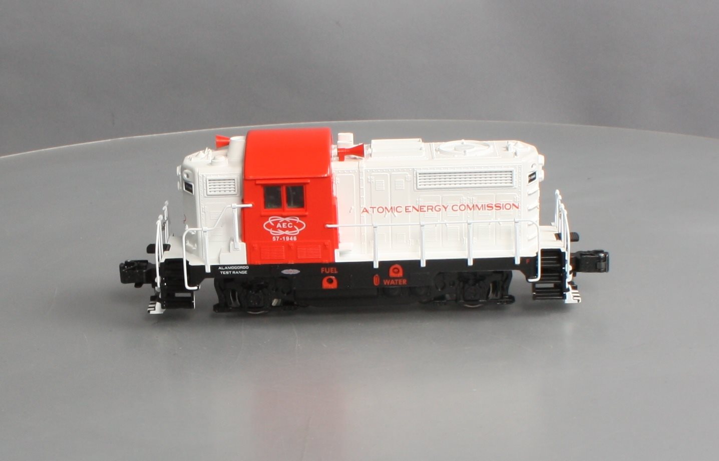 RMT 92409-1 O AEC BEEP GP7 Diesel Locomotive  #57-1946
