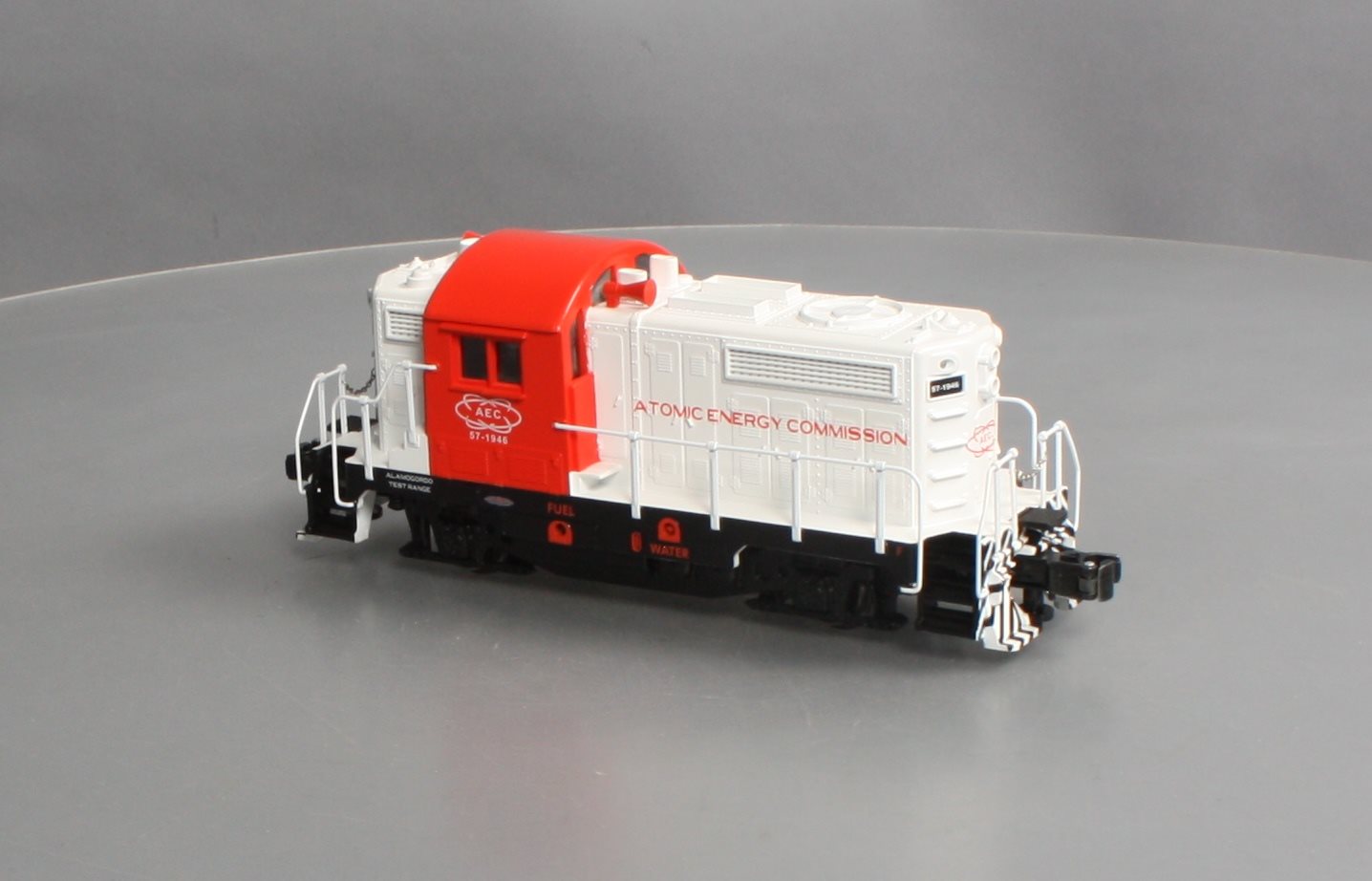 RMT 92409-1 O AEC BEEP GP7 Diesel Locomotive  #57-1946
