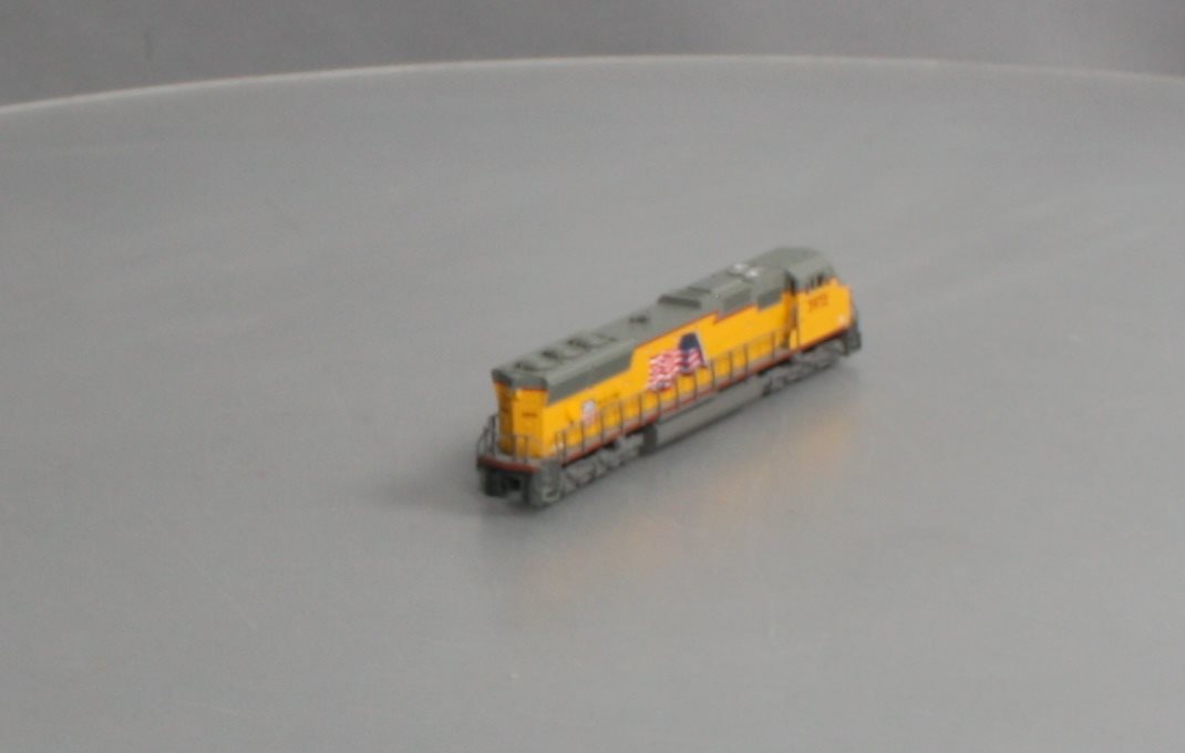 Kato 176-7504 N Scale Union Pacific SD70M Diesel Locomotive #3972 LN/Box