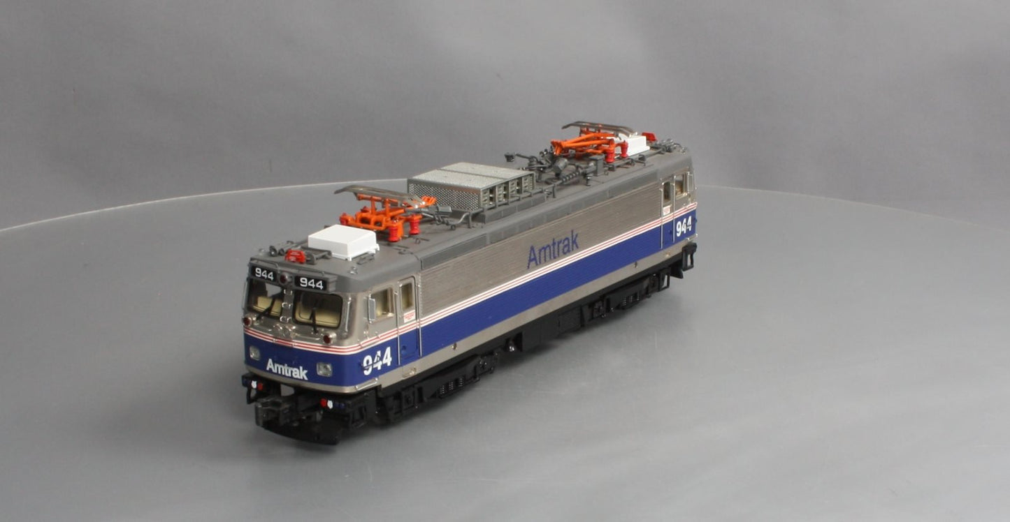 MTH 20-5622-3 Amtrak AEM-7 Non-Powered Electric Locomotive #944 LN/Box