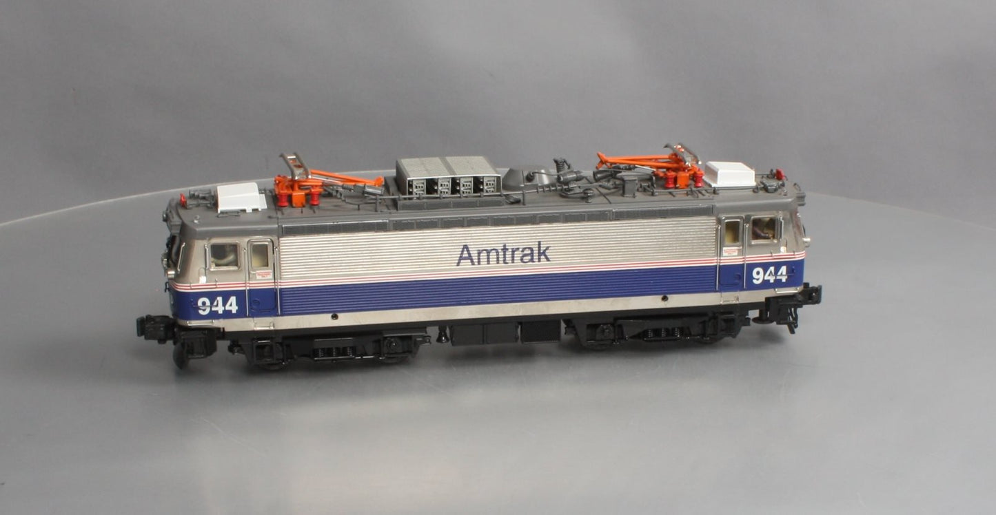 MTH 20-5622-3 Amtrak AEM-7 Non-Powered Electric Locomotive #944 LN/Box
