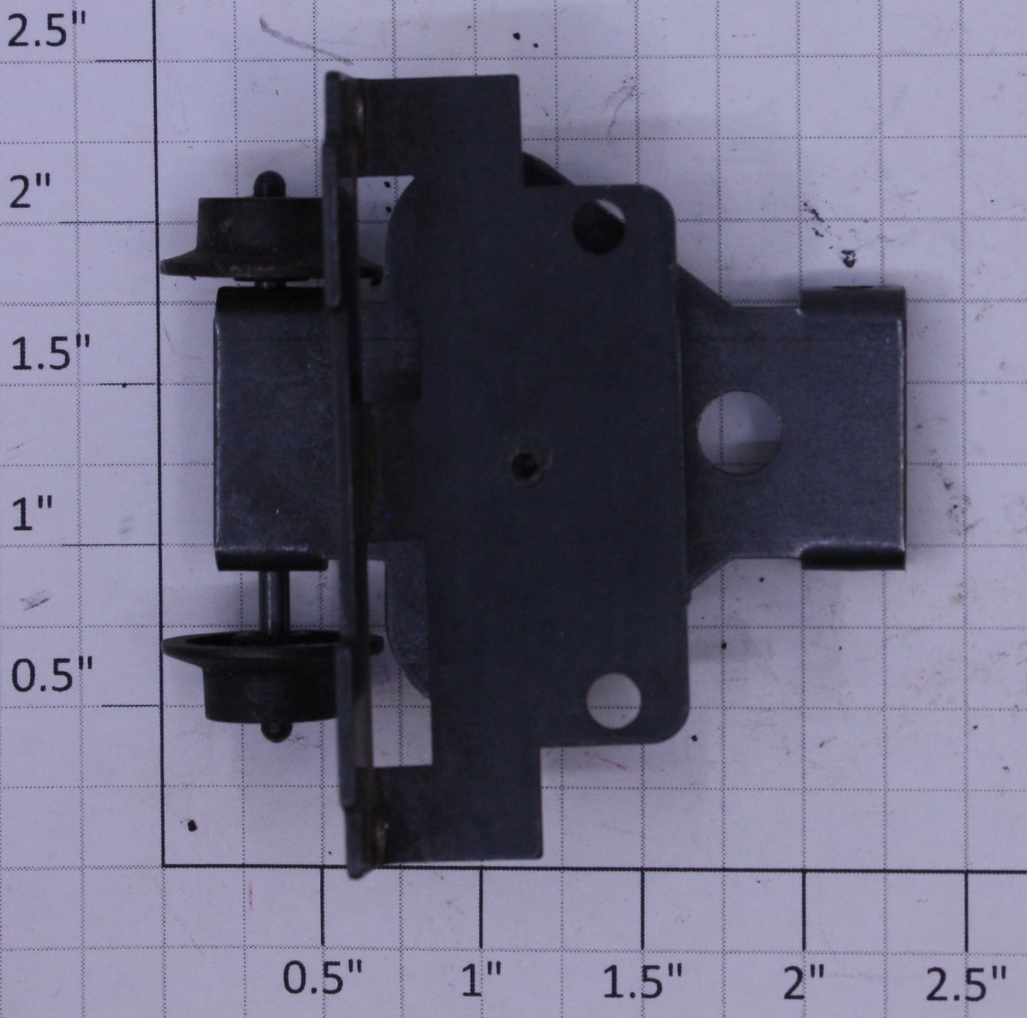 Lionel 8142-20X Front Truck & Bracket Missing Wheels