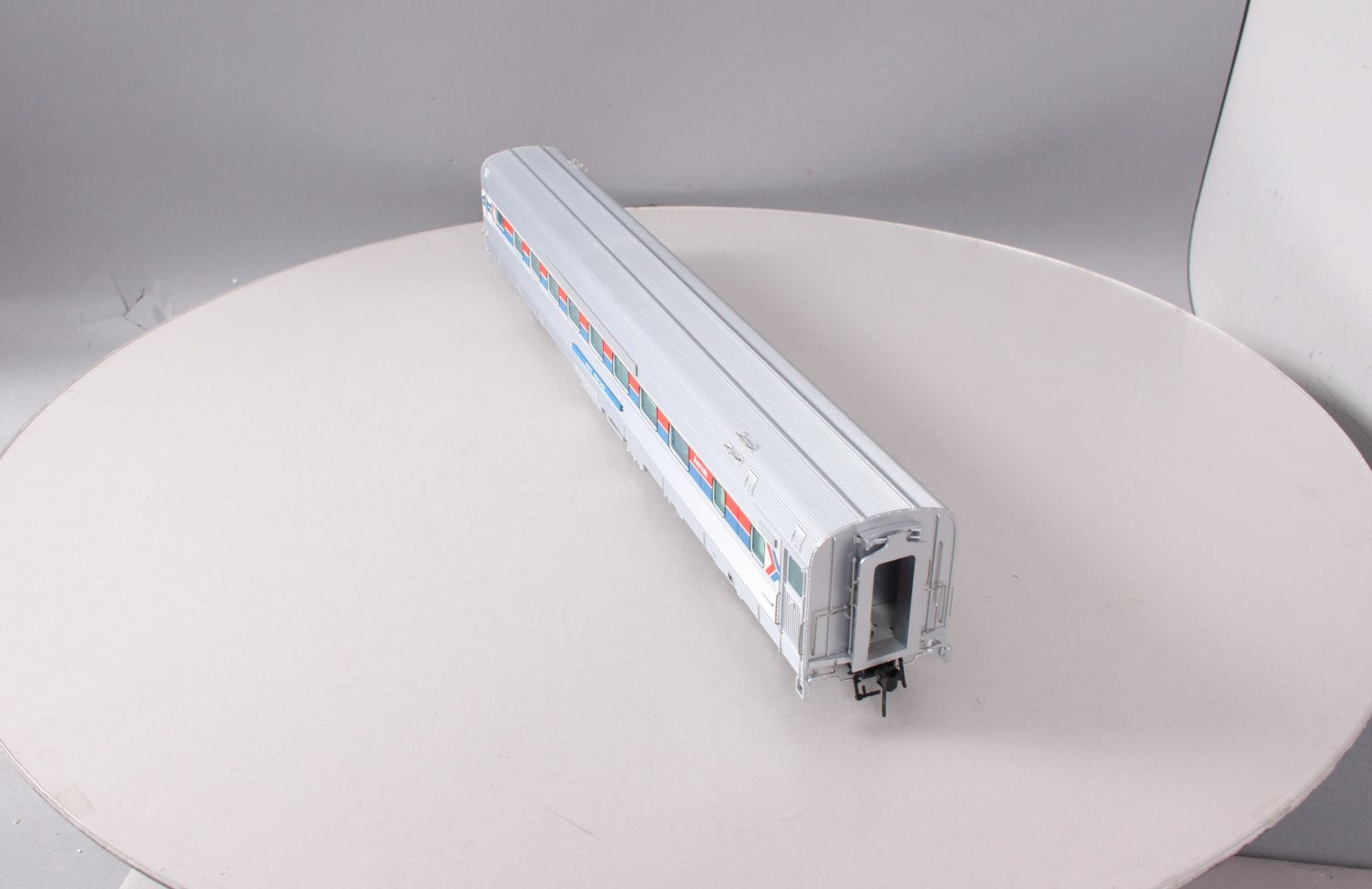 Atlas 30021891 O Amtrak 16-Section Sleeper Silver Larch #4806 (2-Rail)