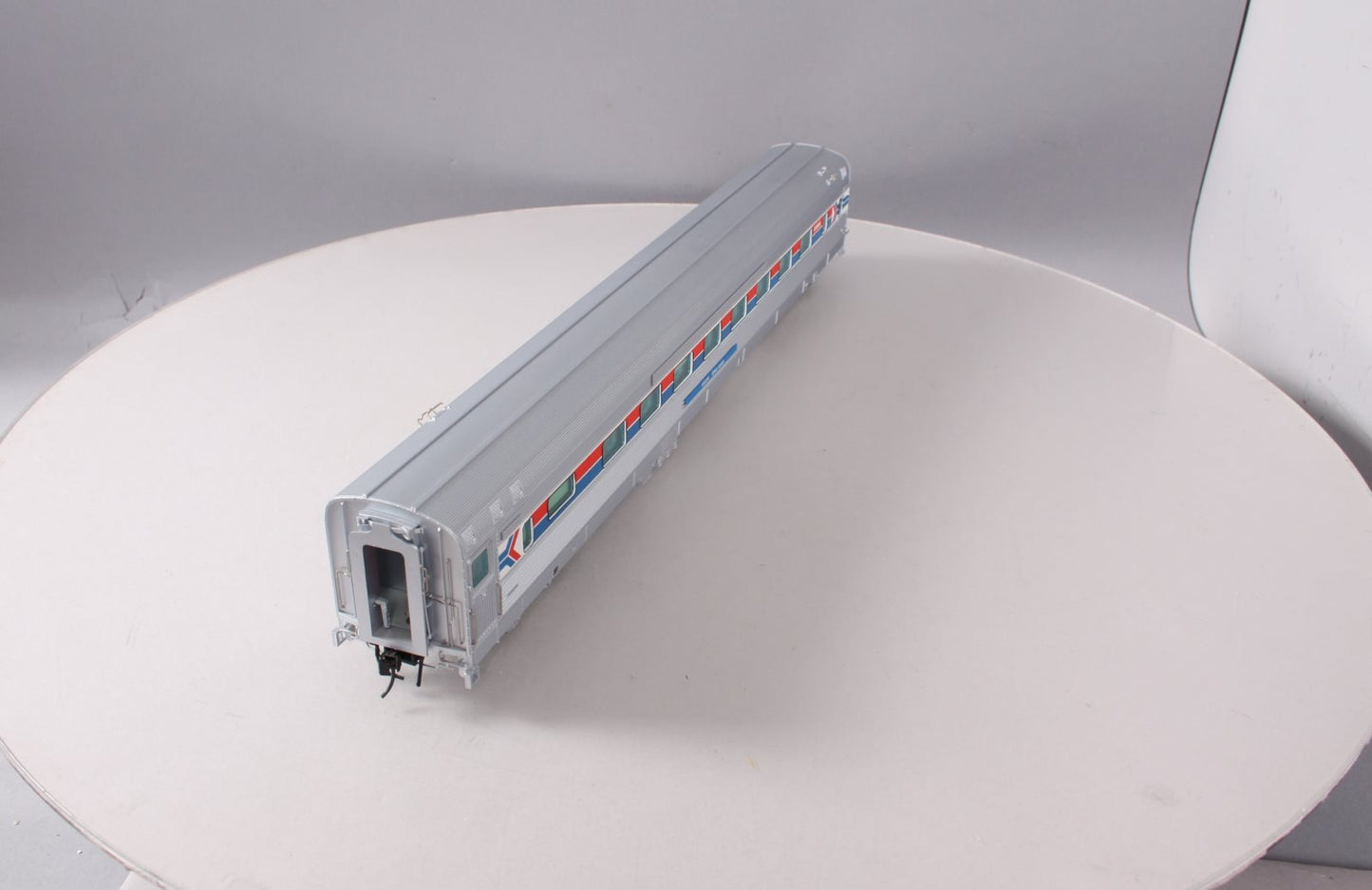 Atlas 30021891 O Amtrak 16-Section Sleeper Silver Larch #4806 (2-Rail)