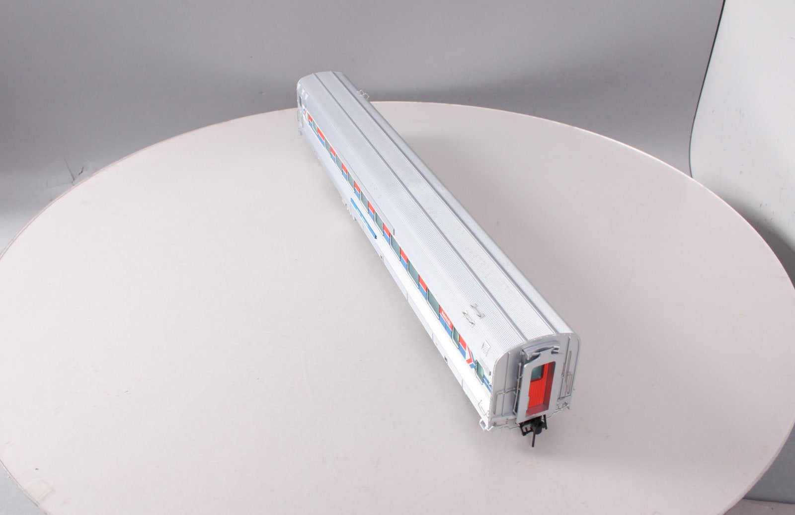 Atlas 30021891 O Amtrak 16-Section Sleeper Silver Larch #4806 (2-Rail)