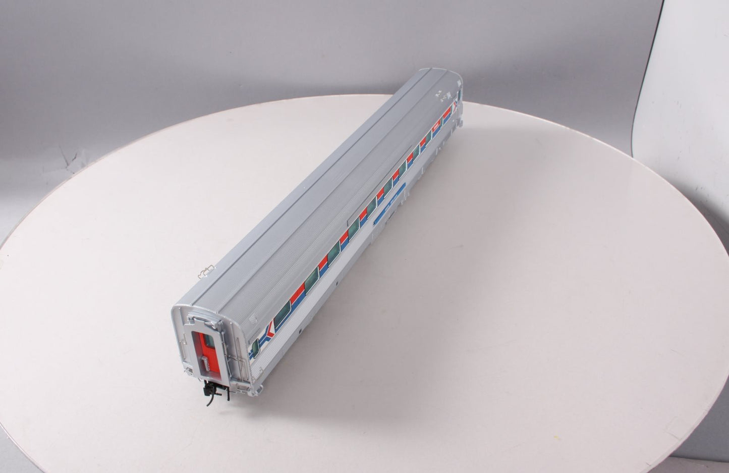 Atlas 30021891 O Amtrak 16-Section Sleeper Silver Larch #4806 (2-Rail)