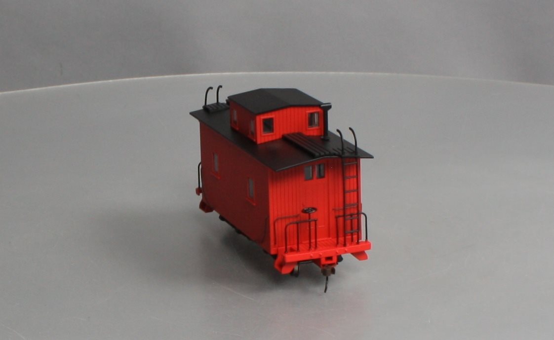 Bachmann 27799 On30 Painted & Unlettered 8-Wheel Bobber Caboose w/Lights LN/Box