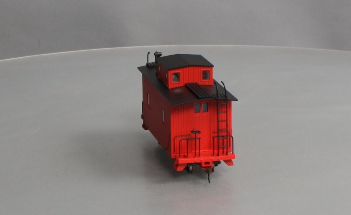Bachmann 27799 On30 Painted & Unlettered 8-Wheel Bobber Caboose w/Lights LN/Box