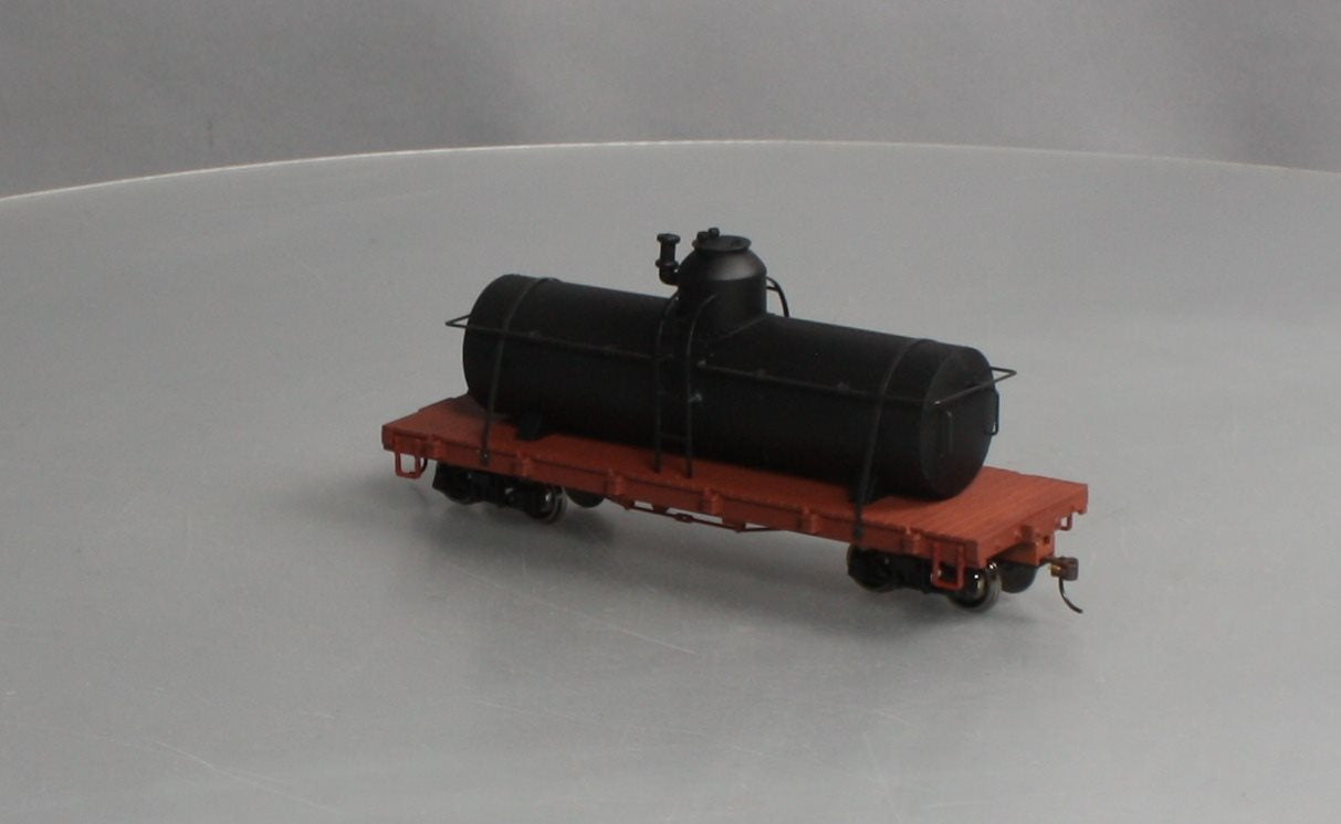 Bachmann 27199 On30 Black Painted & Unlettered Tank Car w/Flat Frame