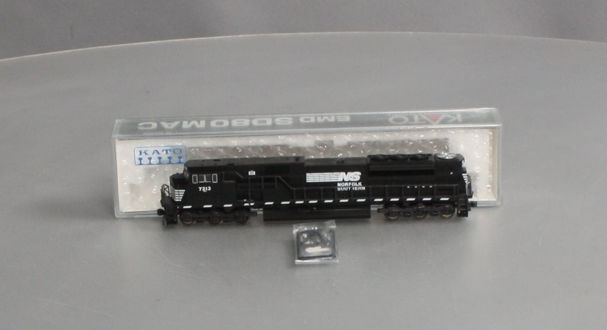 Kato 176-5506 N Scale Norfolk Southern SD-80 MAC Diesel Locomotive #7213