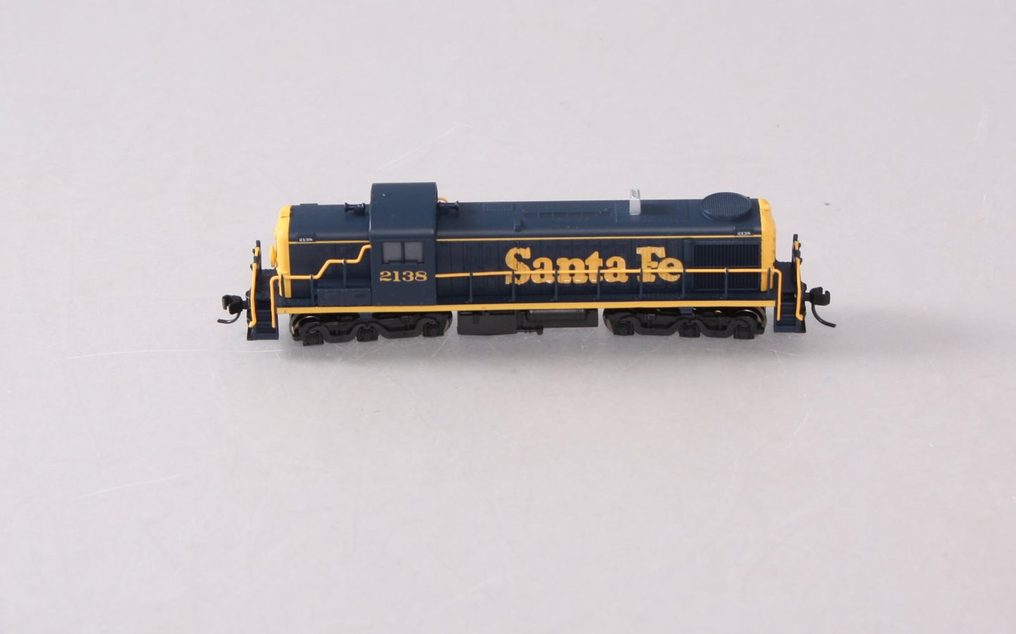Atlas 42307 N Scale Santa Fe RSD-5 Diesel Locomotive #2138 LN/Box