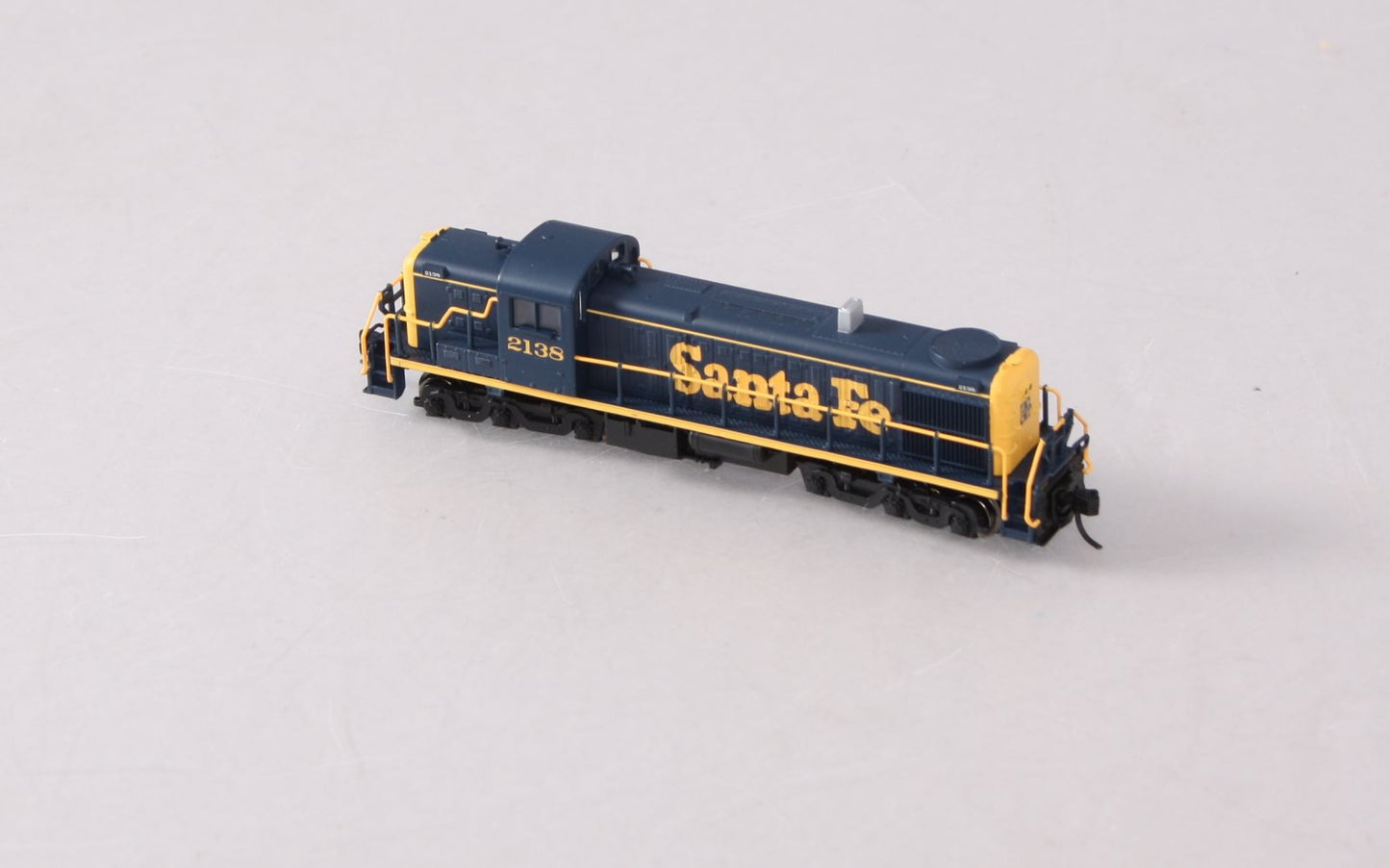 Atlas 42307 N Scale Santa Fe RSD-5 Diesel Locomotive #2138 LN/Box
