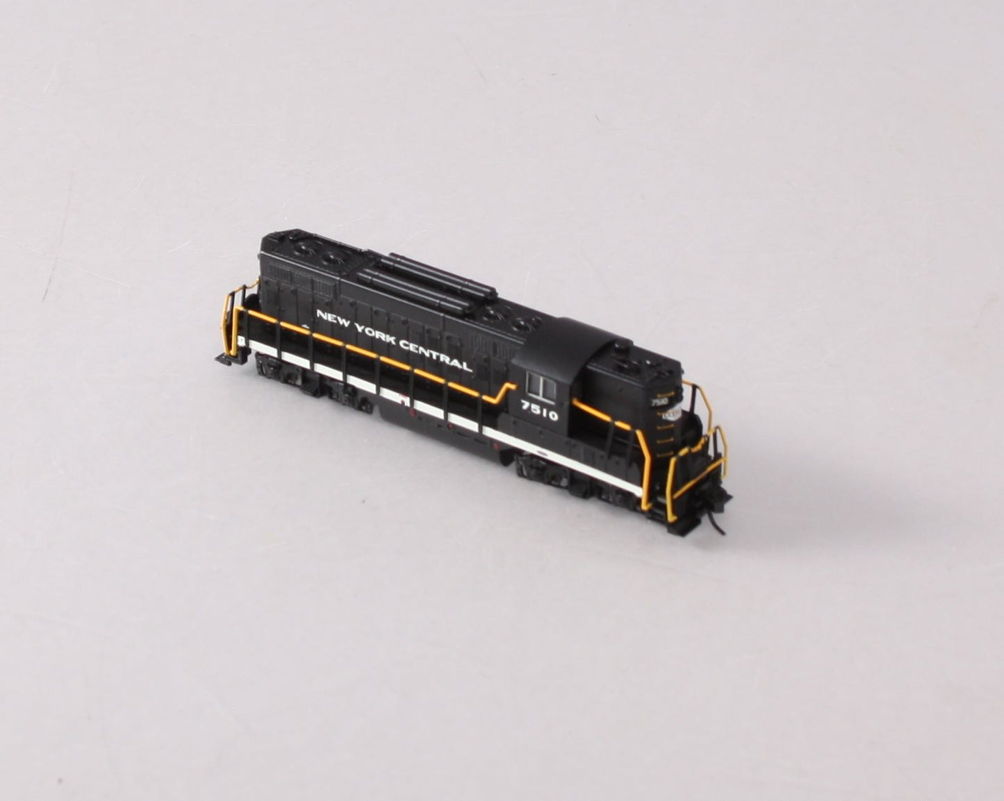 Atlas 40002975 N New York Central GP-9 TT Diesel Locomotive with DCC #7510