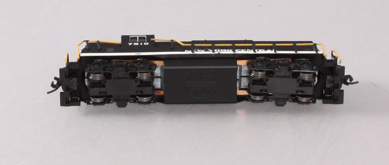 Atlas 40002975 N New York Central GP-9 TT Diesel Locomotive with DCC #7510