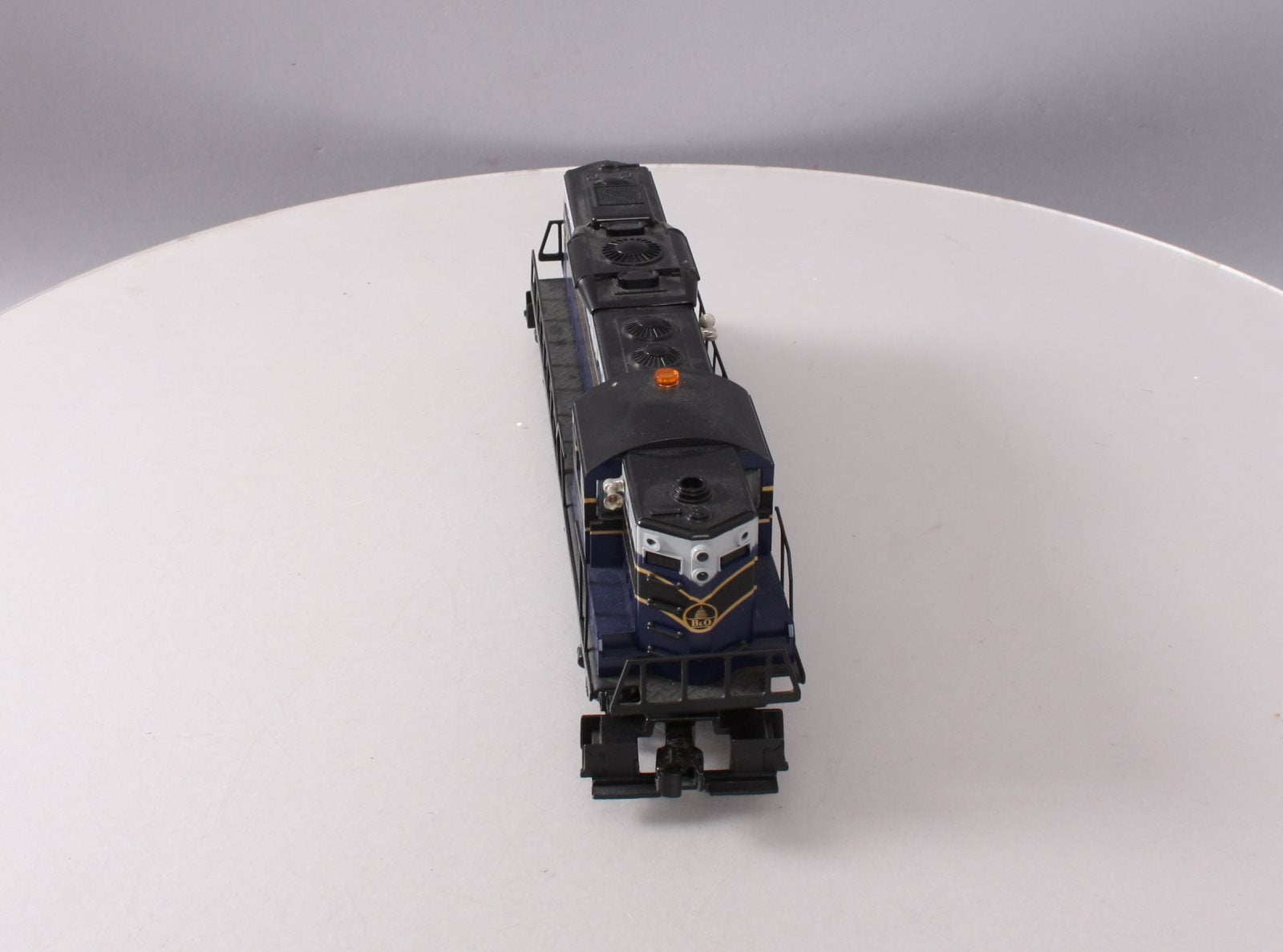 Lionel 6-18879 O Gauge Baltimore & Ohio GP-9 Powered Diesel Locomotive #5616 LN/Box