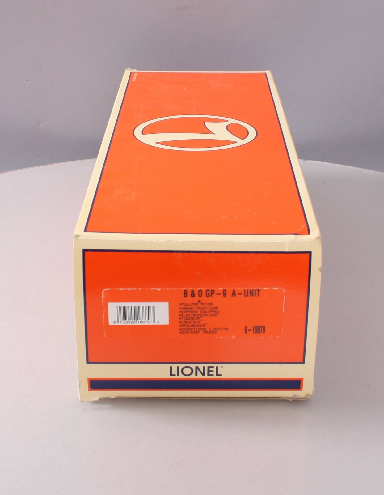 Lionel 6-18879 O Gauge Baltimore & Ohio GP-9 Powered Diesel Locomotive #5616 LN/Box