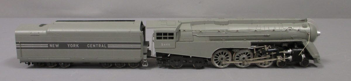 Rivarossi 1273 HO New York Central 4-6-4 Steam Locomotive w/ Tender EX
