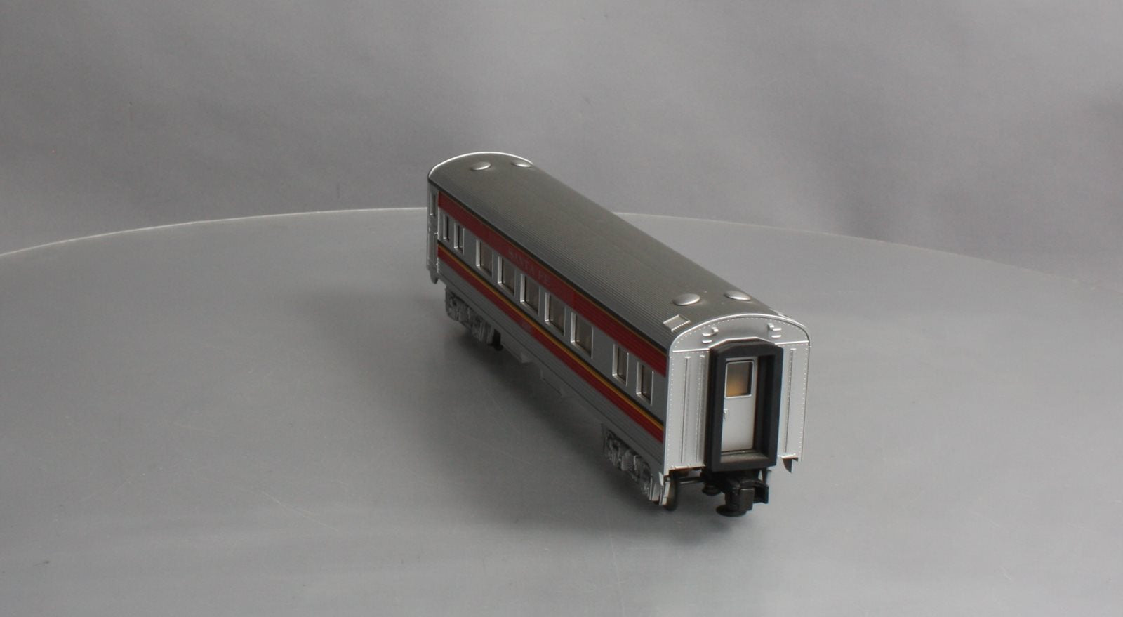 MTH 33-6010 O Scale Santa Fe O-27 Streamlined Coach Car NIB
