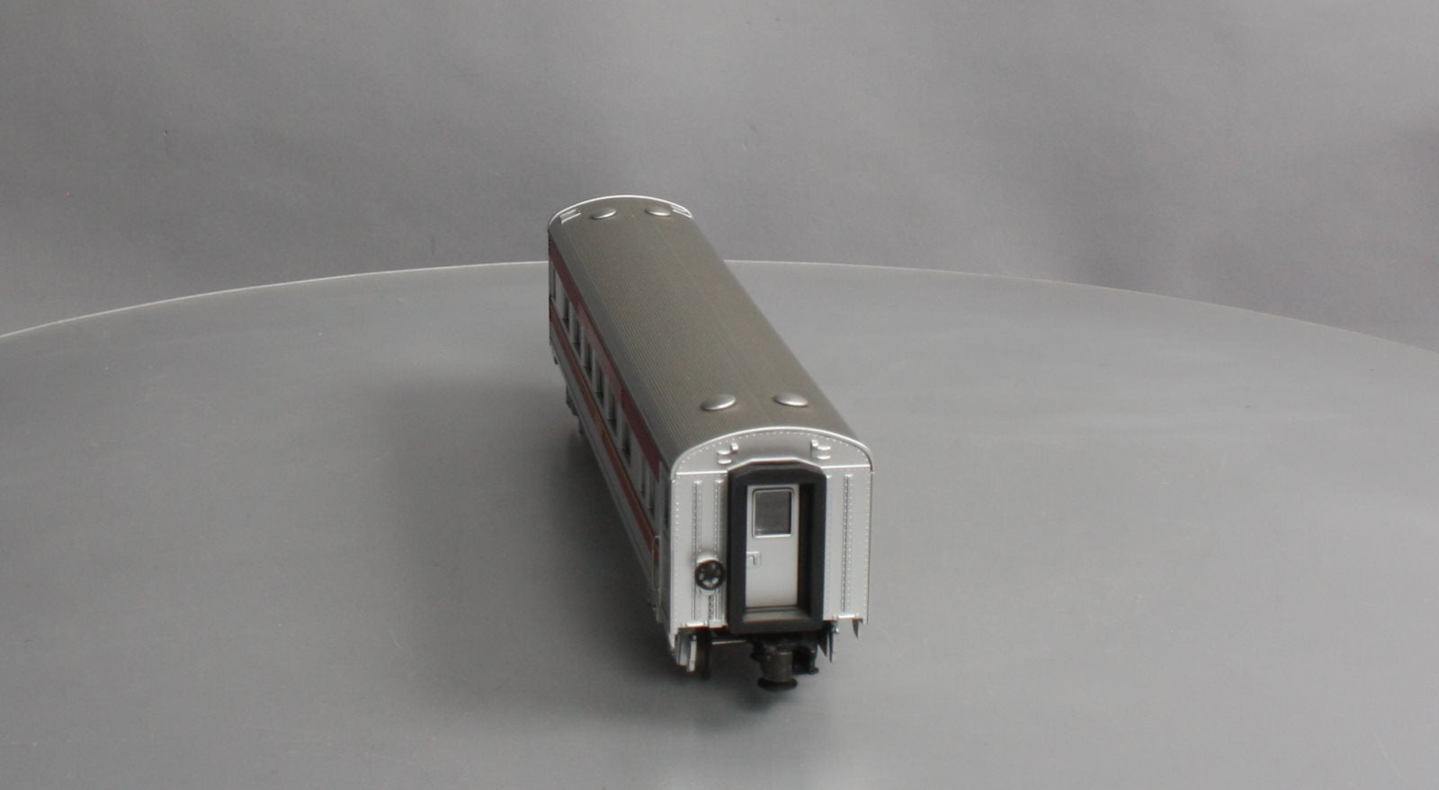MTH 33-6010 O Scale Santa Fe O-27 Streamlined Coach Car NIB