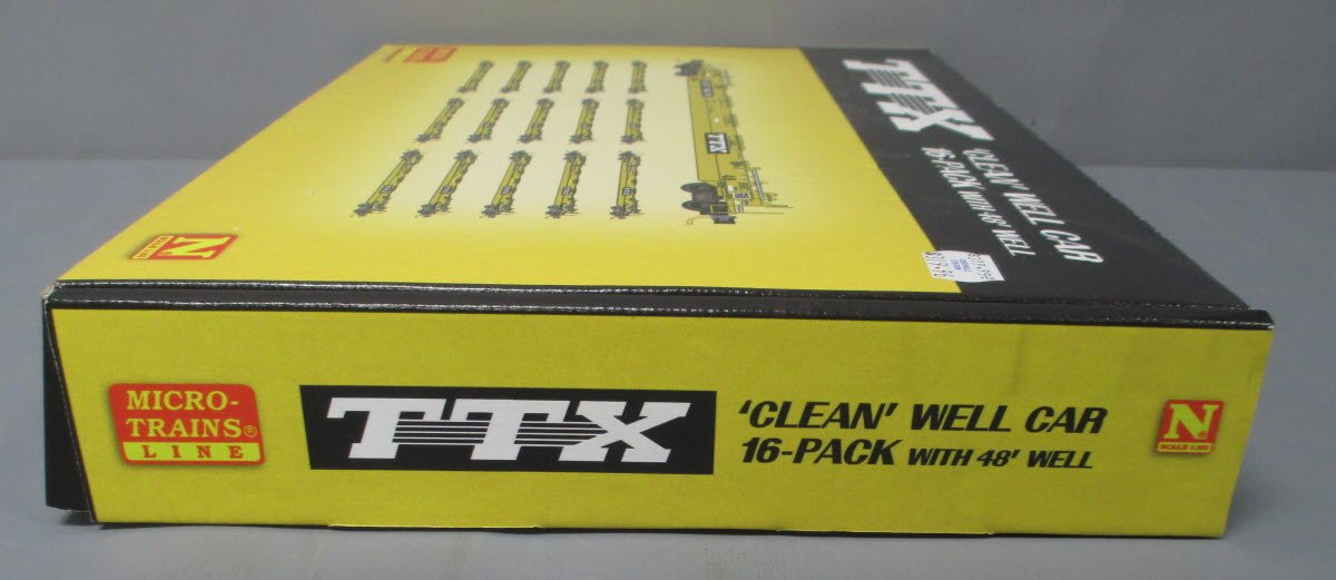 Micro Trains 99301760 N TTX Corporation 70' Husky Stack Well Car (Set of 16)