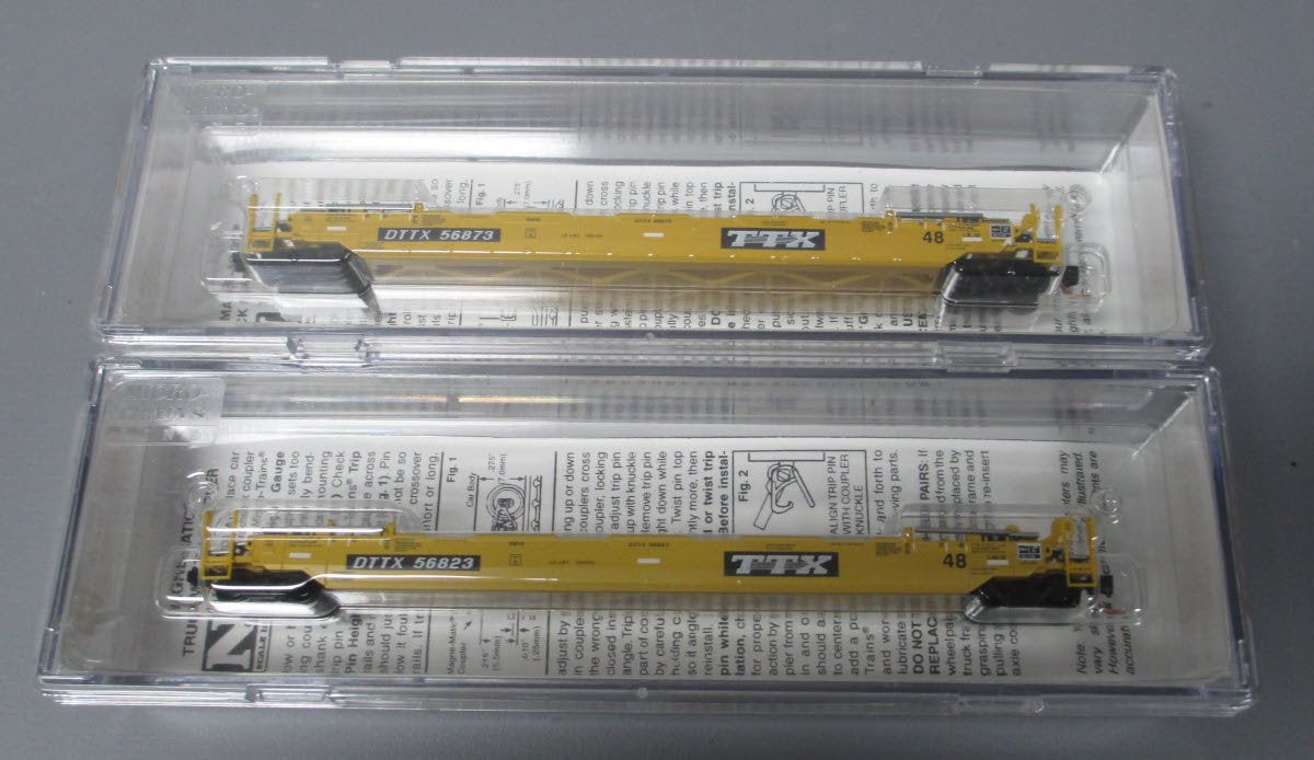 Micro Trains 99301760 N TTX Corporation 70' Husky Stack Well Car (Set of 16)