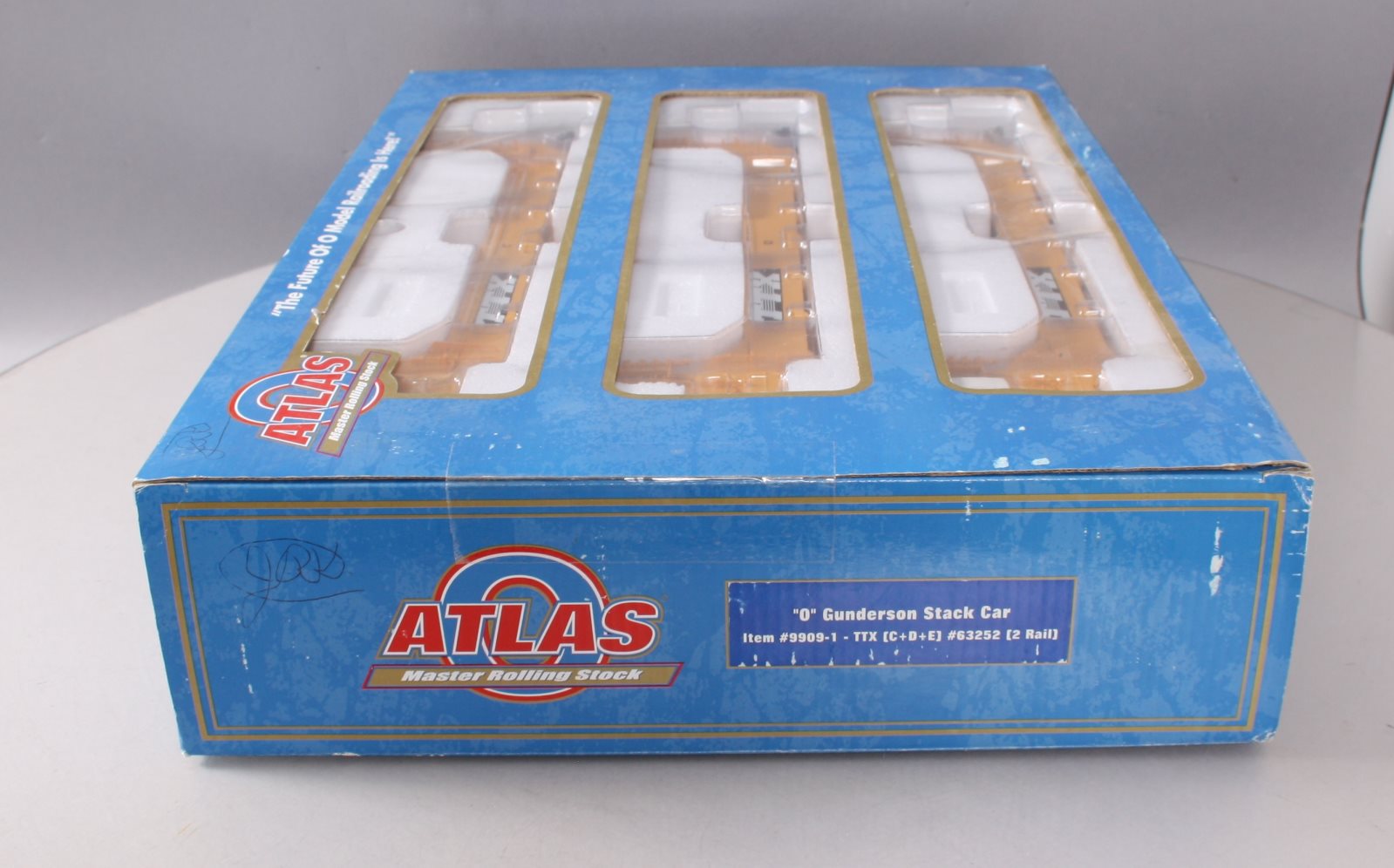 Atlas 9909-1-1 O TTX Gunderson Stack Car Set