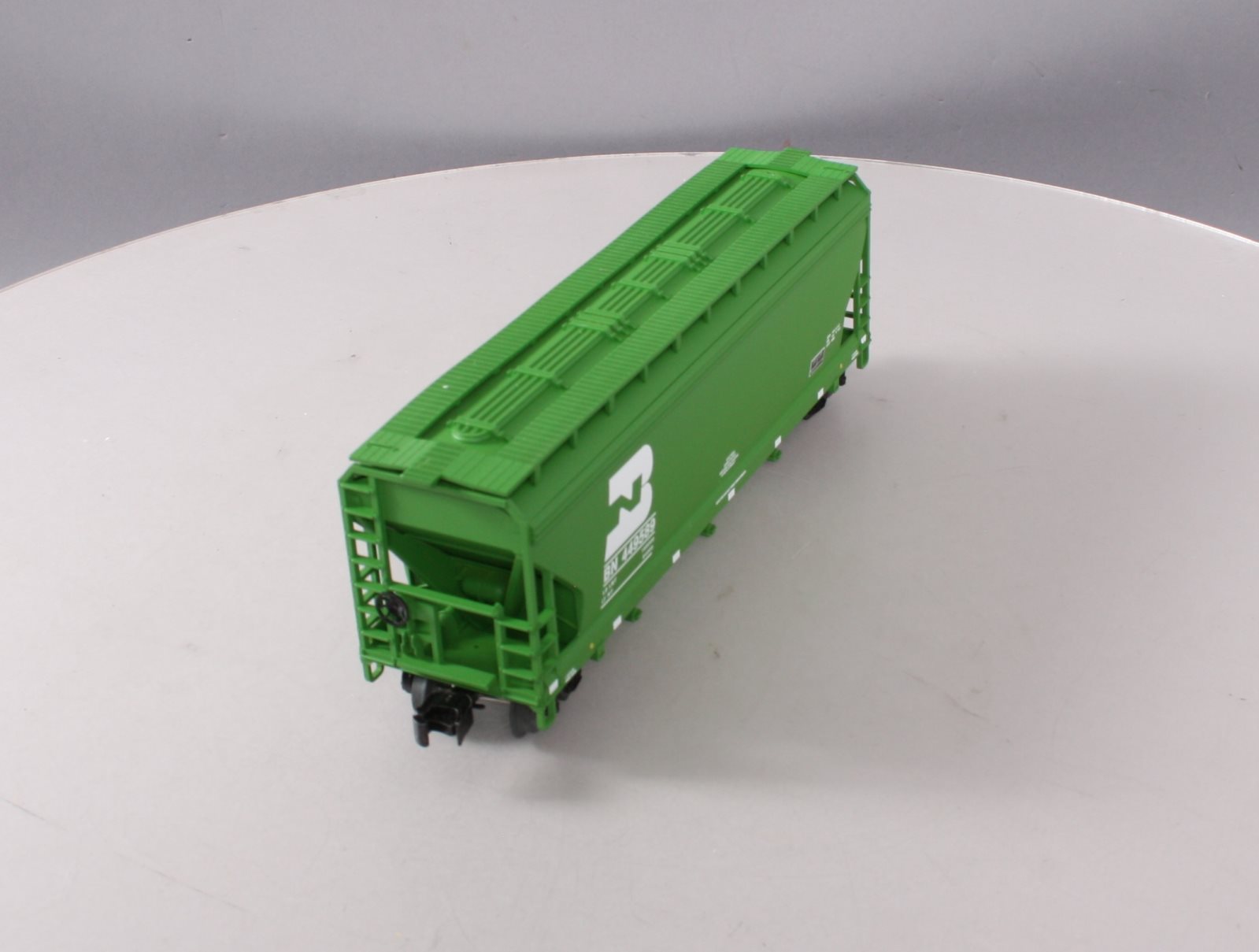 Lionel 3-18086 O Scale Burlington Northern 3-Bay Covered Hopper #449589 LN/Box