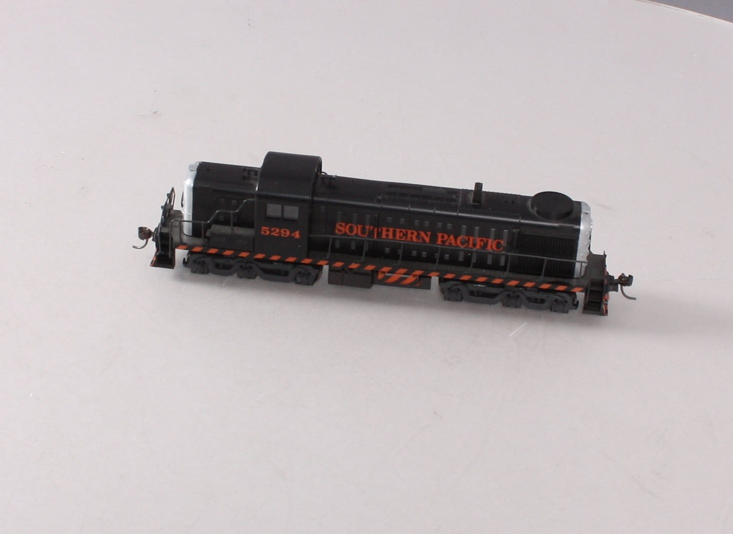 Atlas 8174 HO Southern Pacific RSD4/5 Diesel Locomotive #5294