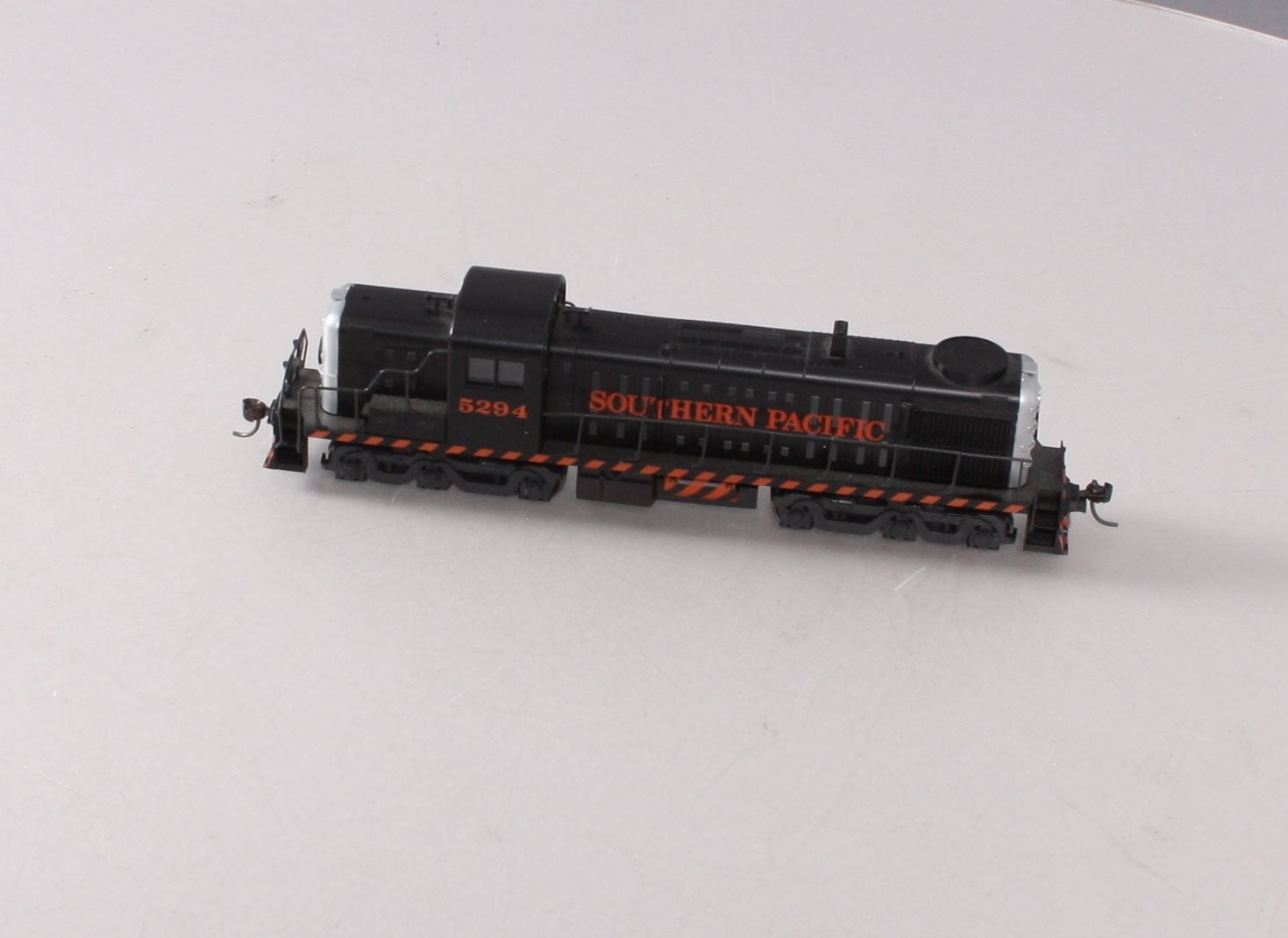 Atlas 8174 HO Southern Pacific RSD4/5 Diesel Locomotive #5294