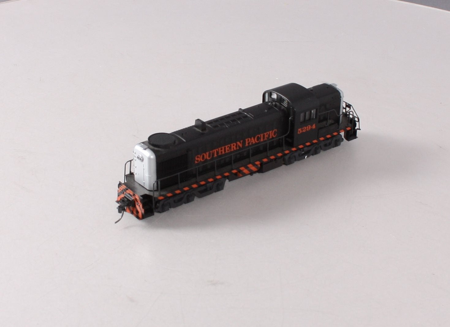 Atlas 8174 HO Southern Pacific RSD4/5 Diesel Locomotive #5294
